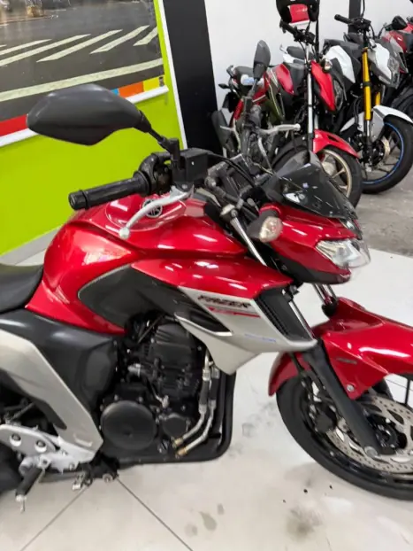YAMAHA FZ 25 250 Fazer Flex , Foto 5