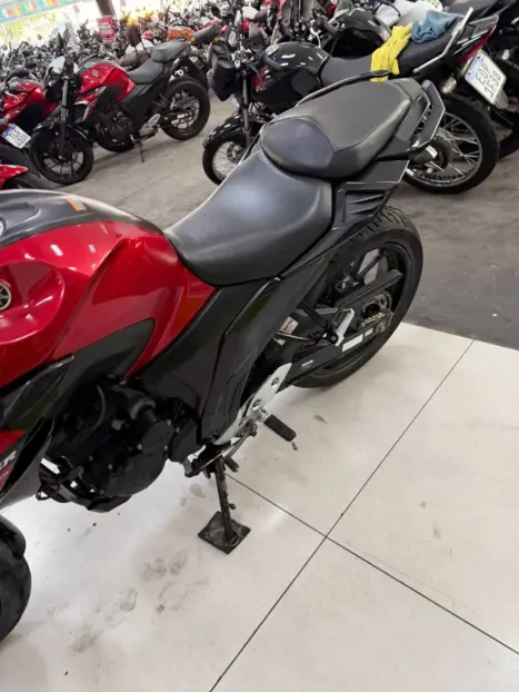 YAMAHA FZ 25 250 Fazer Flex , Foto 4