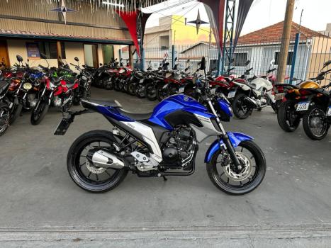 YAMAHA FZ 25 250 Fazer Flex , Foto 1
