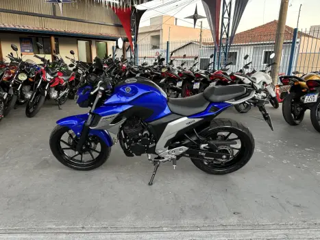 YAMAHA FZ 25 250 Fazer Flex , Foto 3