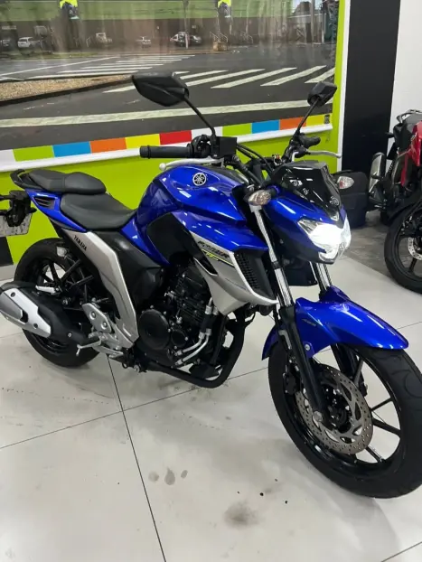 YAMAHA FZ 25 250 Fazer Flex , Foto 10