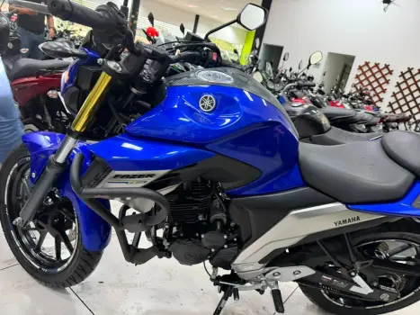 YAMAHA FZ 25 250 Fazer Flex , Foto 4