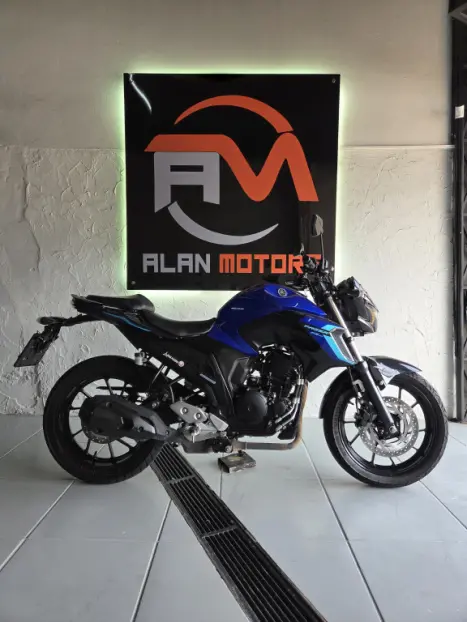 YAMAHA FZ 25 250 Fazer Flex , Foto 3