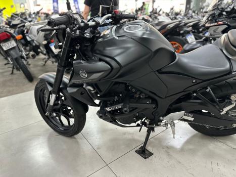 YAMAHA MT-03 300 , Foto 8