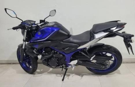 YAMAHA MT-03 300 , Foto 2