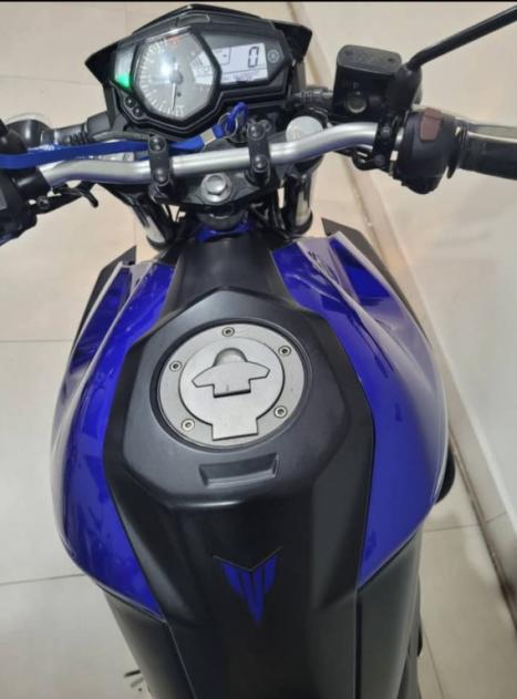 YAMAHA MT-03 300 , Foto 4