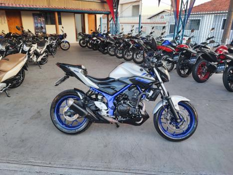 YAMAHA MT-03 300 , Foto 1