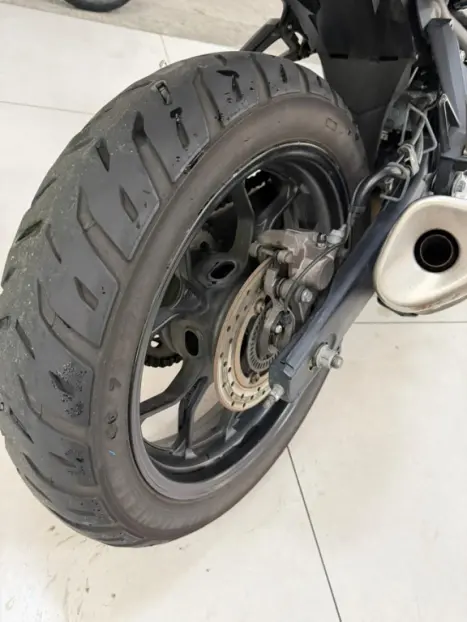 YAMAHA MT-03 300 , Foto 6