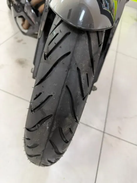 YAMAHA MT-03 300 , Foto 9