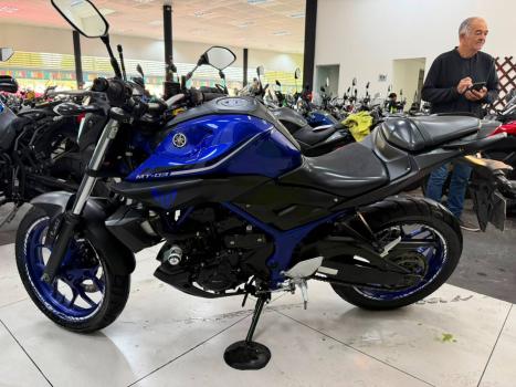 YAMAHA MT-03 300 , Foto 4