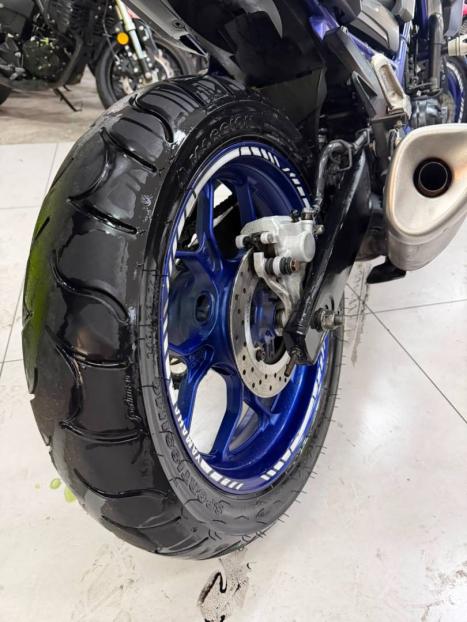 YAMAHA MT-03 300 , Foto 12