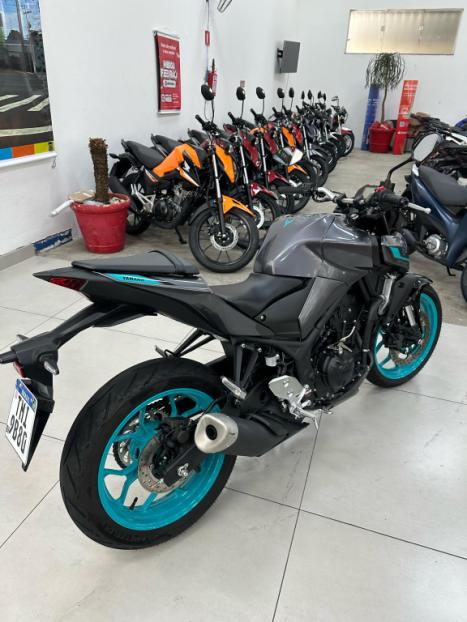 YAMAHA MT-03 300 ABS, Foto 13