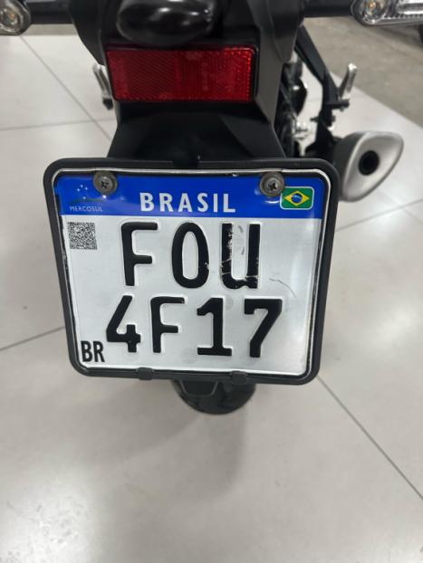 YAMAHA MT-03 300 ABS, Foto 8