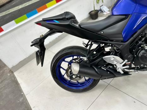 YAMAHA MT-03 300 ABS, Foto 9