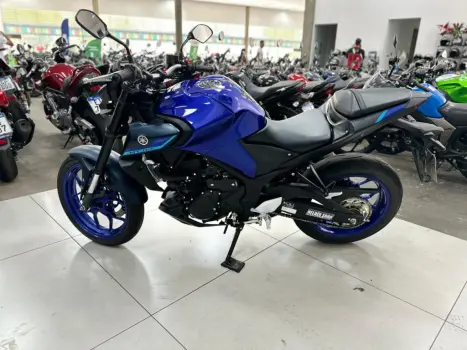 YAMAHA MT-03 300 ABS, Foto 14