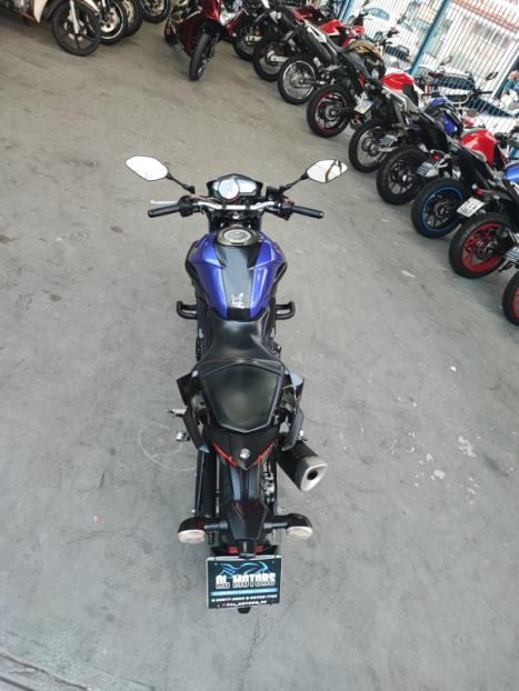 YAMAHA MT-03 300 ABS, Foto 5