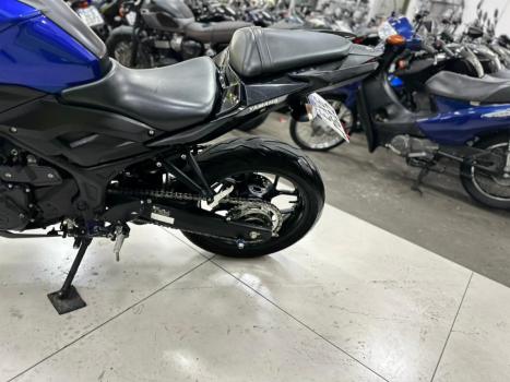 YAMAHA MT-03 300 ABS, Foto 9