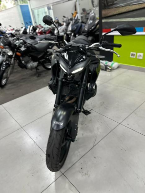 YAMAHA MT-03 300 ABS, Foto 5 YAMAHA MT-03 300 ABS, Foto 5