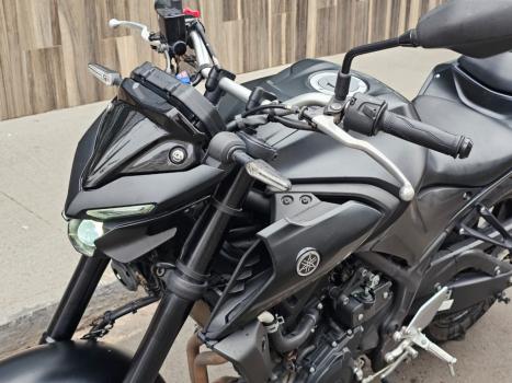 YAMAHA MT-03 300 ABS, Foto 4 YAMAHA MT-03 300 ABS, Foto 4