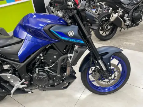 YAMAHA MT-03 300 ABS, Foto 5