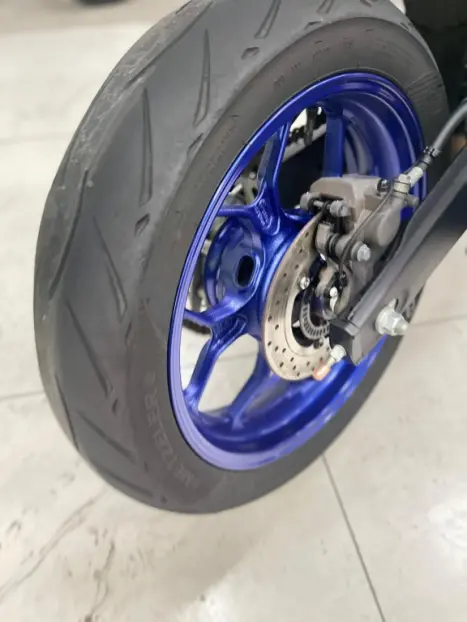YAMAHA MT-03 300 ABS, Foto 10