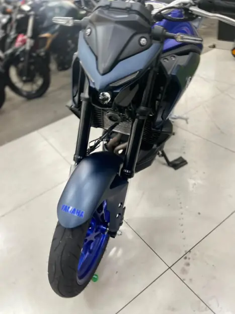 YAMAHA MT-03 300 ABS, Foto 11