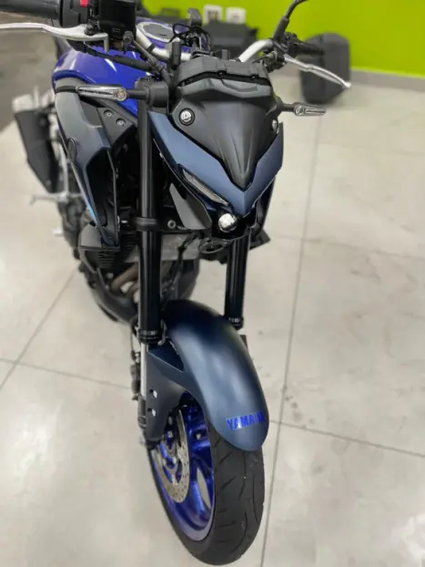 YAMAHA MT-03 300 ABS, Foto 12