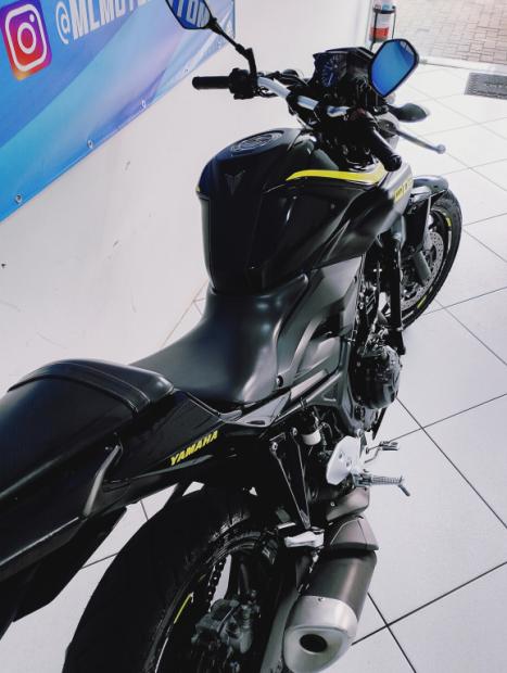 YAMAHA MT-03 300 ABS, Foto 3