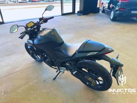 YAMAHA MT-03 300 ABS, Foto 3