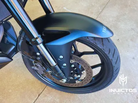 YAMAHA MT-03 300 ABS, Foto 7