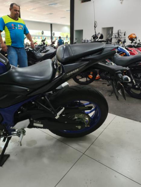 YAMAHA MT-03 300 ABS, Foto 8
