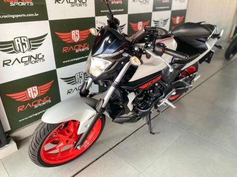 YAMAHA MT-03 300 ABS, Foto 4