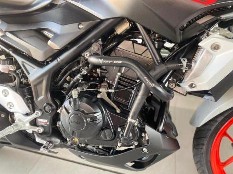 YAMAHA MT-03 300 ABS, Foto 6