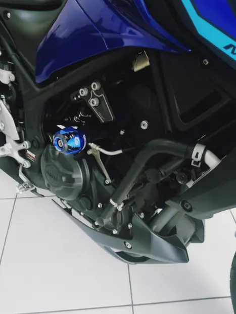 YAMAHA MT-03 300 ABS, Foto 4
