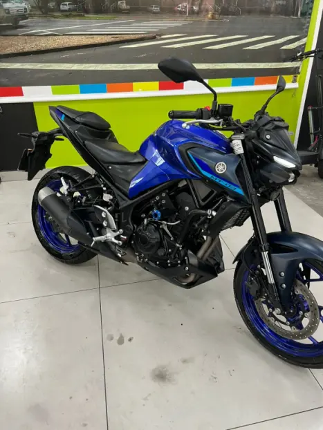 YAMAHA MT-03 300 ABS, Foto 11