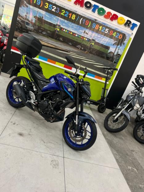 YAMAHA MT-03 300 ABS, Foto 3