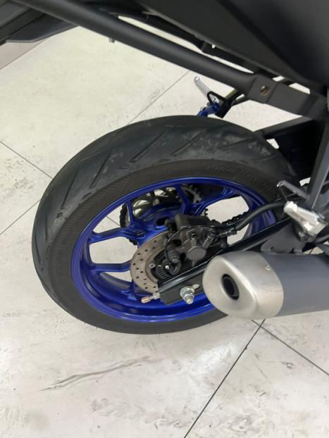 YAMAHA MT-03 300 ABS, Foto 8