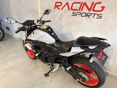 YAMAHA MT-03 300 ABS, Foto 14