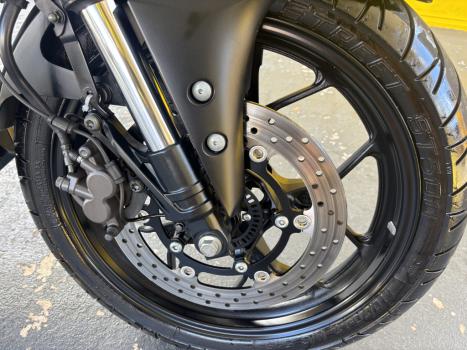 YAMAHA MT-03 300 ABS, Foto 11