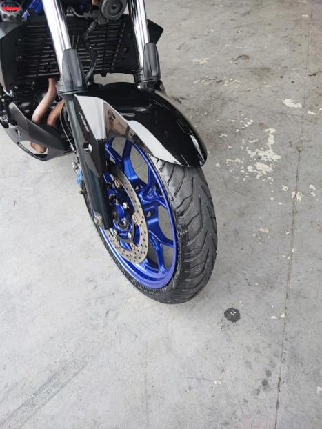 YAMAHA MT-03 300 ABS, Foto 8