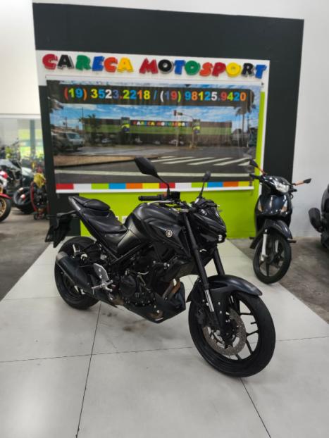 YAMAHA MT-03 300 ABS, Foto 1