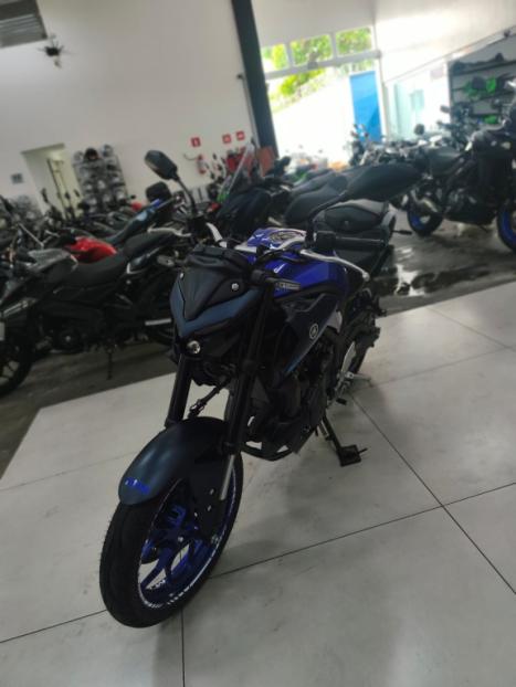 YAMAHA MT-03 300 ABS, Foto 5