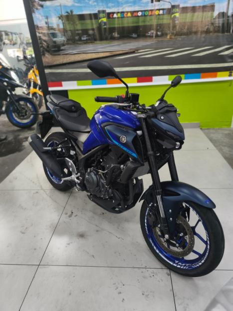 YAMAHA MT-03 300 ABS, Foto 8