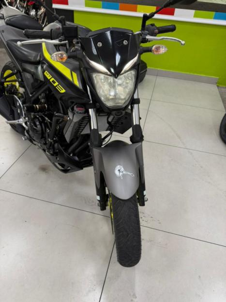 YAMAHA MT-03 300 ABS, Foto 8