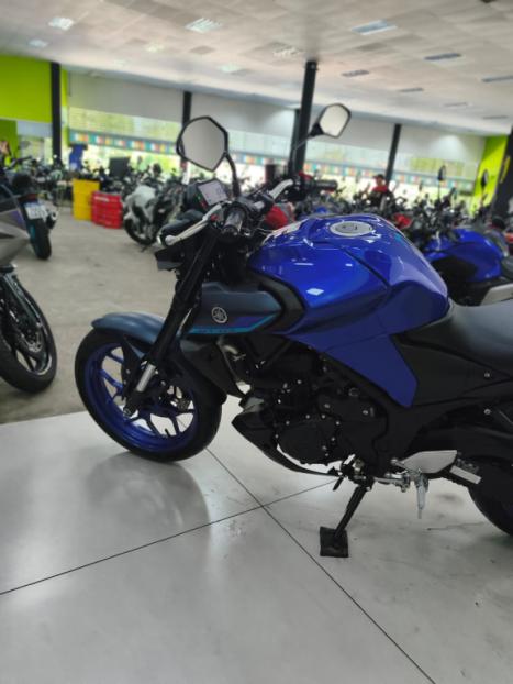 YAMAHA MT-03 300 ABS, Foto 7