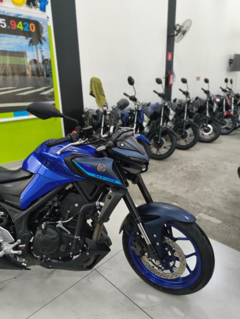 YAMAHA MT-03 300 ABS, Foto 11