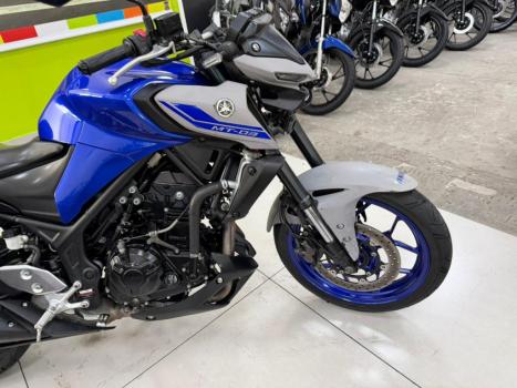 YAMAHA MT-03 300 ABS, Foto 5