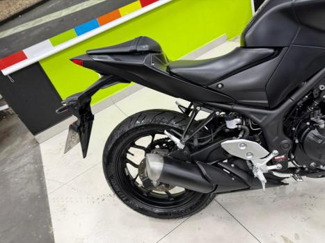 YAMAHA MT-03 300 ABS, Foto 6
