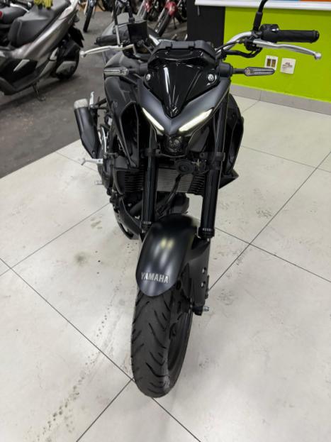 YAMAHA MT-03 300 ABS, Foto 16