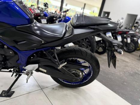 YAMAHA MT-03 300 ABS, Foto 7